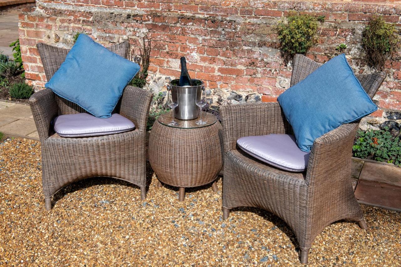 Thatch - Luxury Norfolk Hideaway Holiday home Norwich
